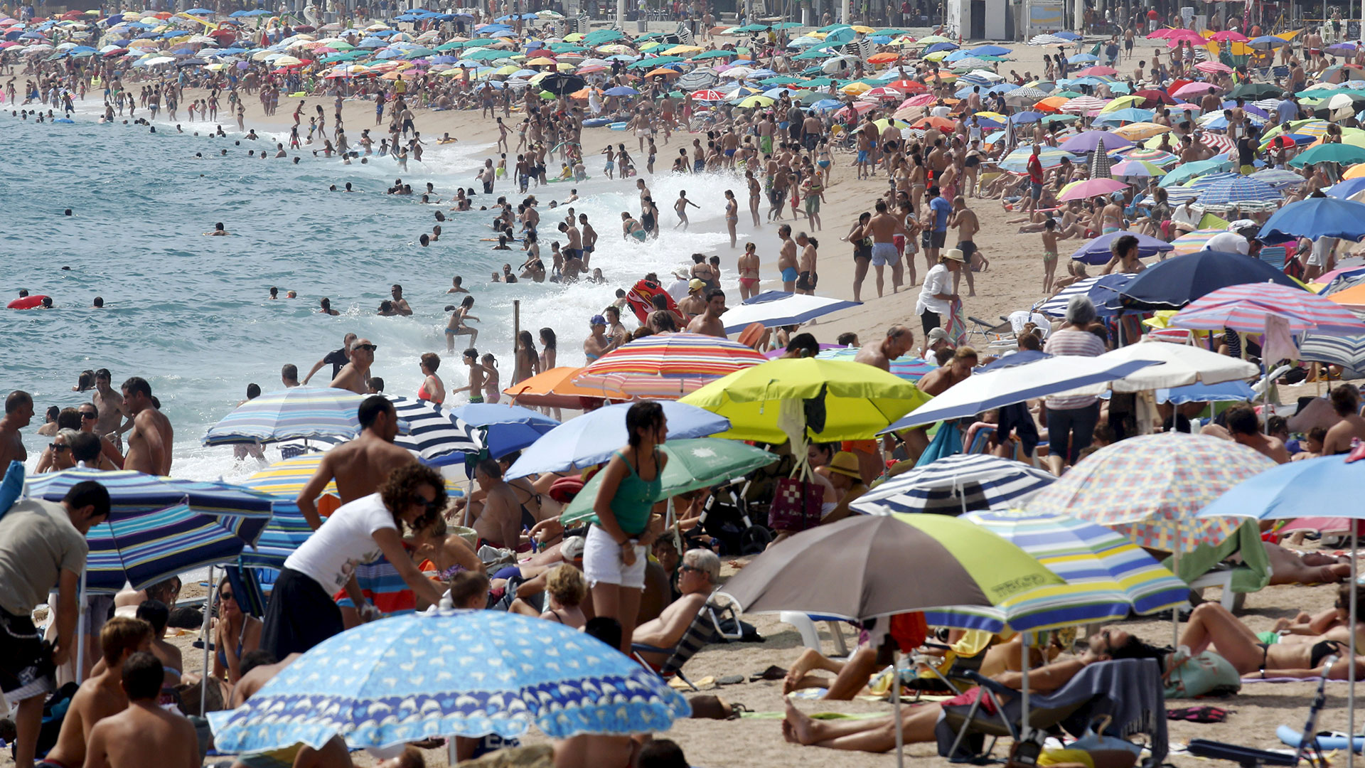 España recibe 20 millones de turistas en sólo cuatro meses