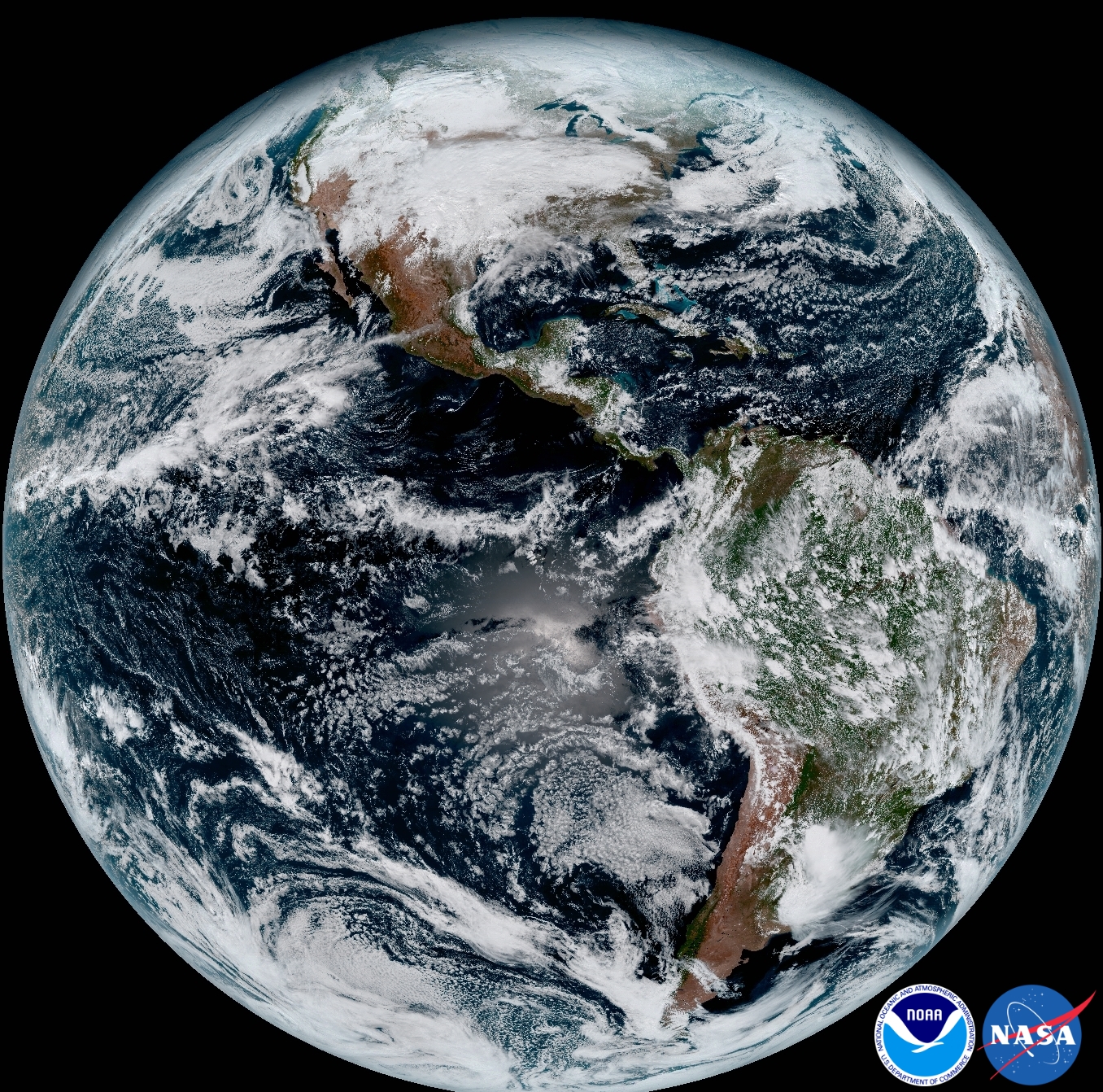 Estas son las mejores imágenes de la Tierra tomada desde el espacio 1