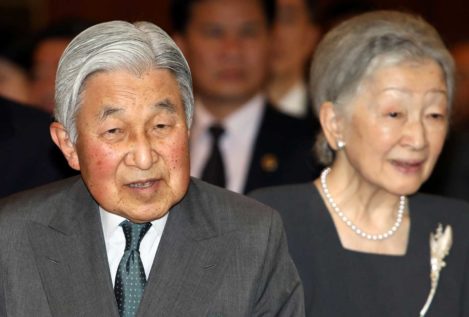 Japón permitirá la abdicación de Akihito, pero no la sucesión al trono de las mujeres