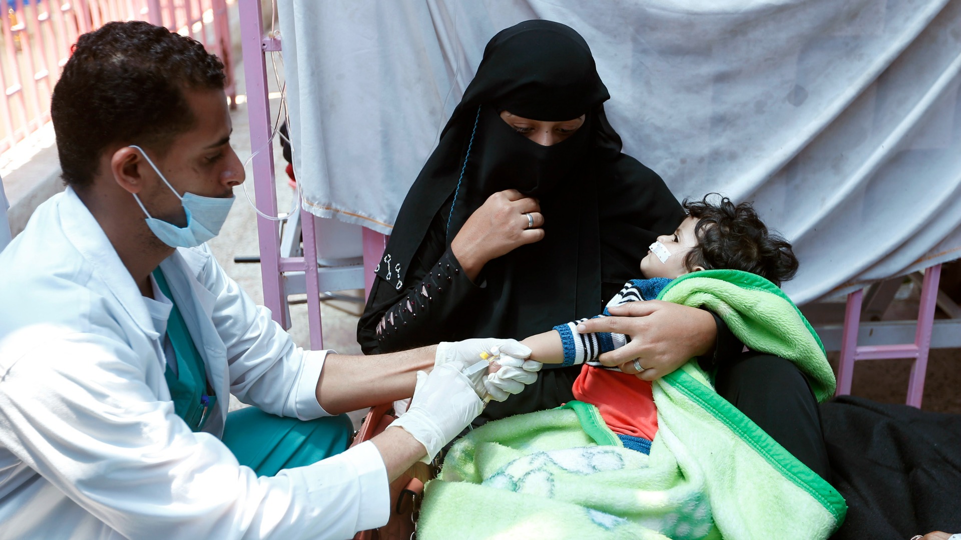La epidemia de cólera en Yemen ya se ha cobrado la vida de 115 personas