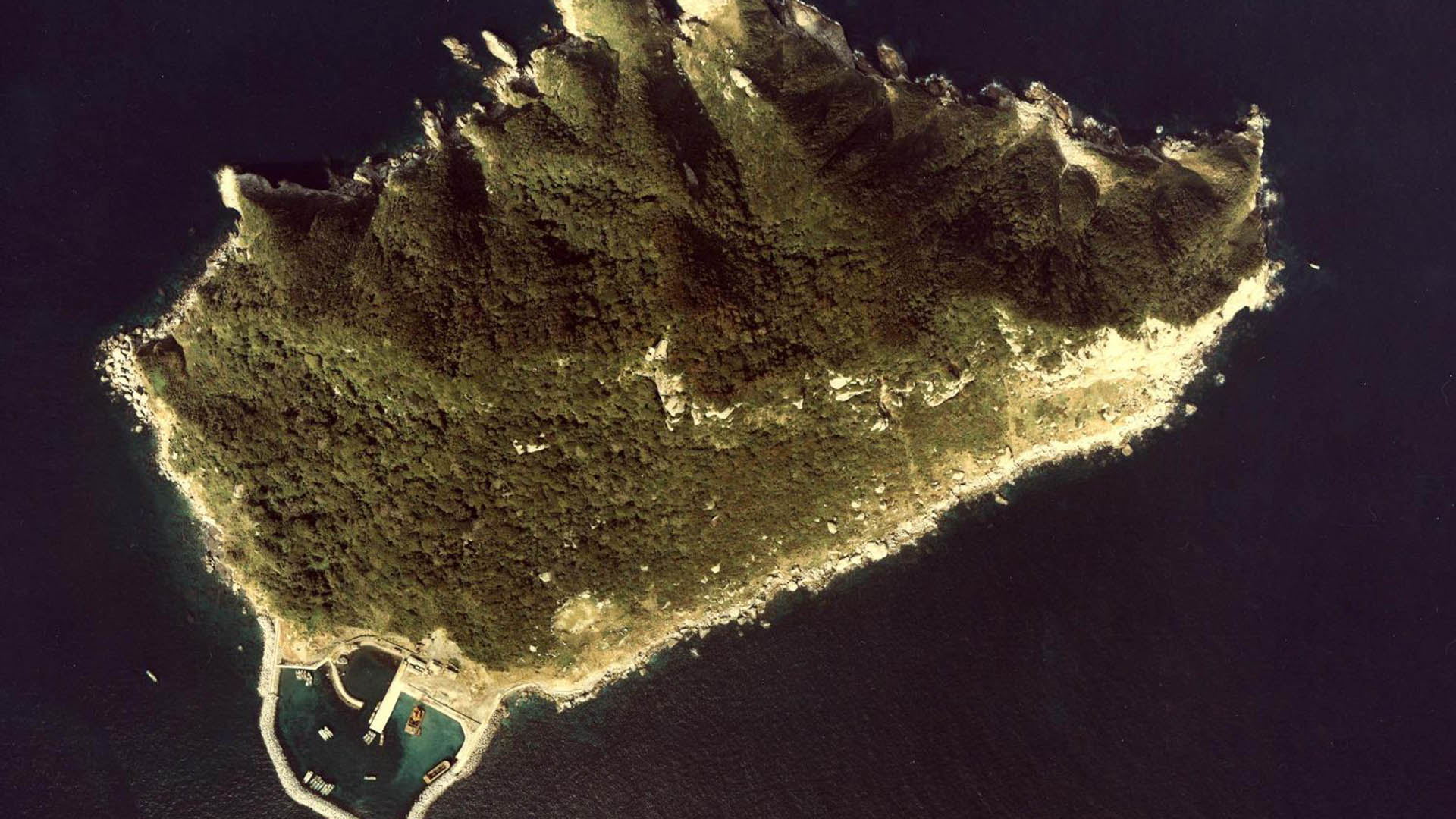 La isla japonesa que excluye a las mujeres podría ser Patrimonio de la Unesco
