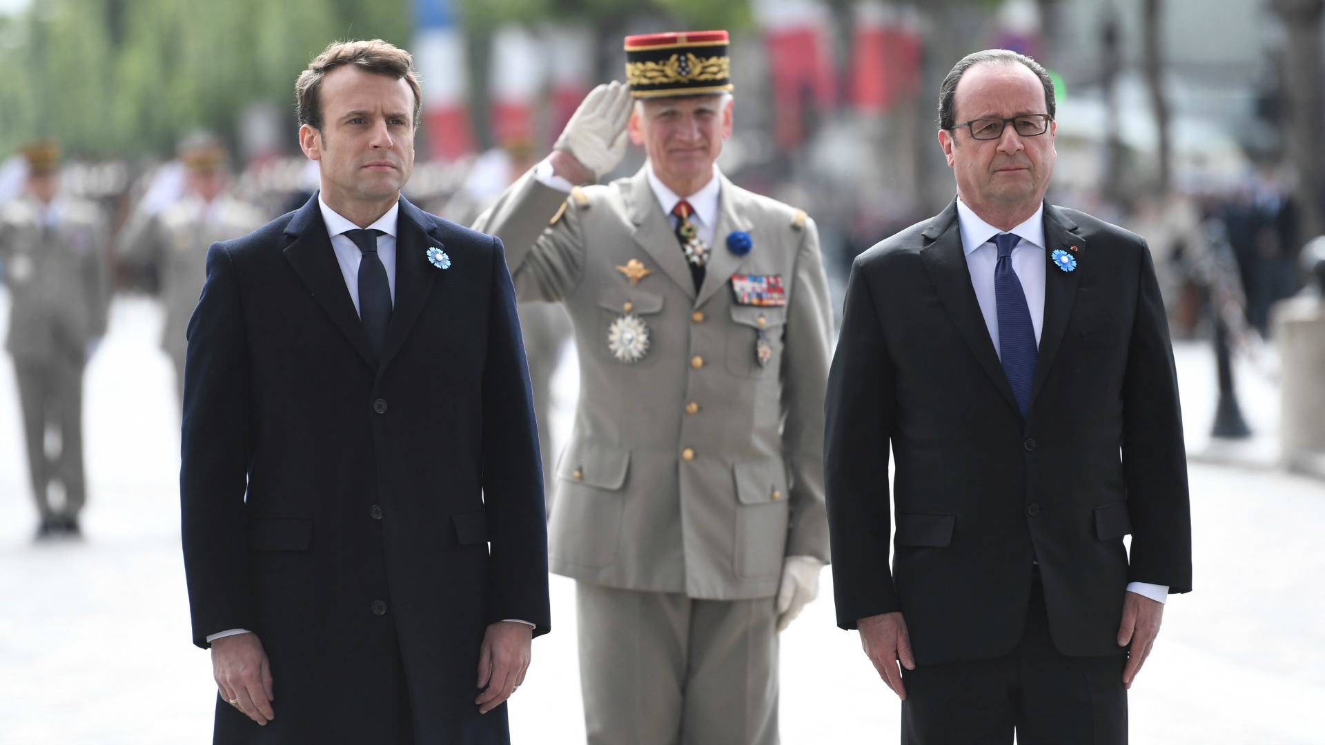 Macron homenajea las víctimas de la II Guerra Mundial en su primer acto oficial