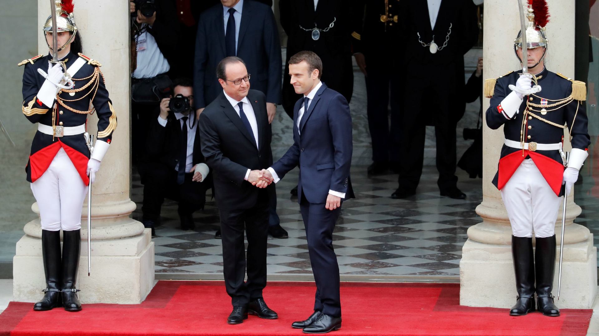 Macron toma posesión de su cargo como presidente de Francia