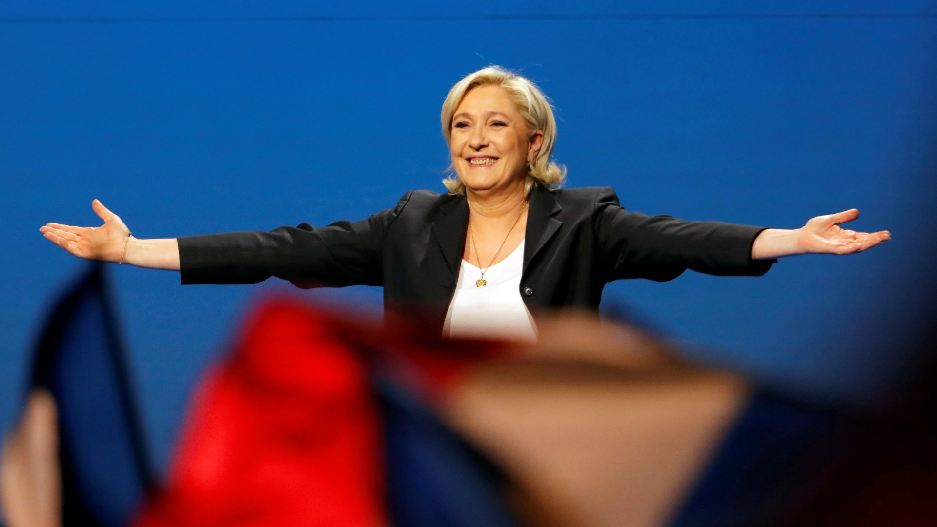 Marine Le Pen plagia parte de un discurso del conservador Fillon