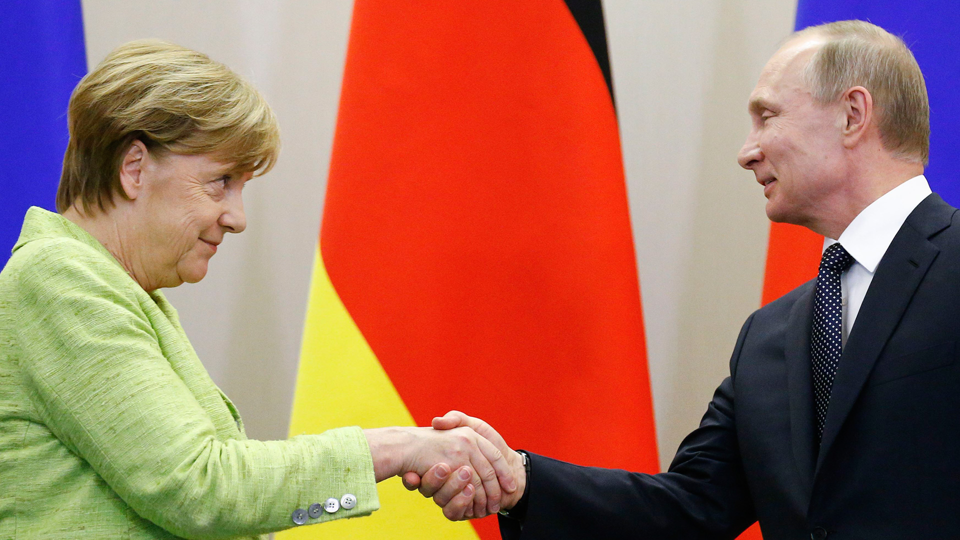 Merkel presiona a Putin para que garantice los derechos de los gays en Chechenia