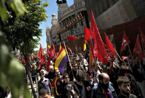 Miles de ciudadanos salen a las calles para pedir mejoras salariales en el Día Internacional del Trabajo