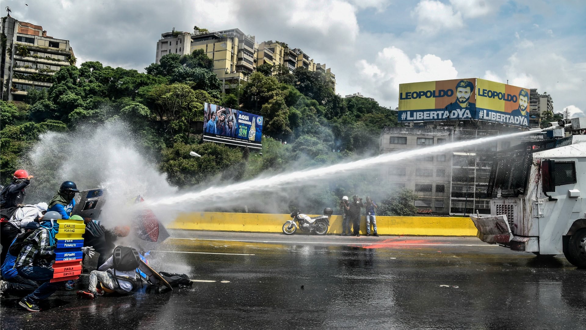 Nueva ola de violencia y represión contra los manifestantes en Venezuela