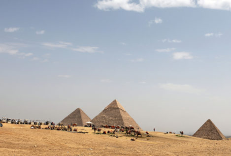 Un grupo de arqueólogos descubre en Egipto la tumba de la hija de un faraón
