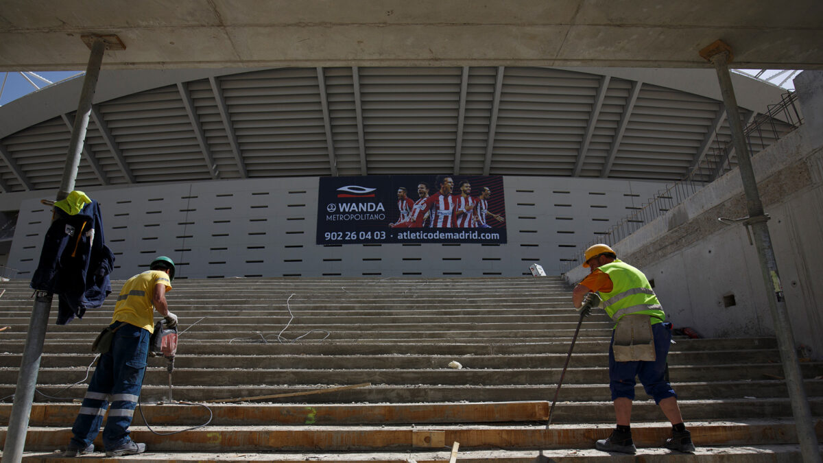 Un obrero herido de gravedad tras una caída en el estadio Wanda Metropolitano