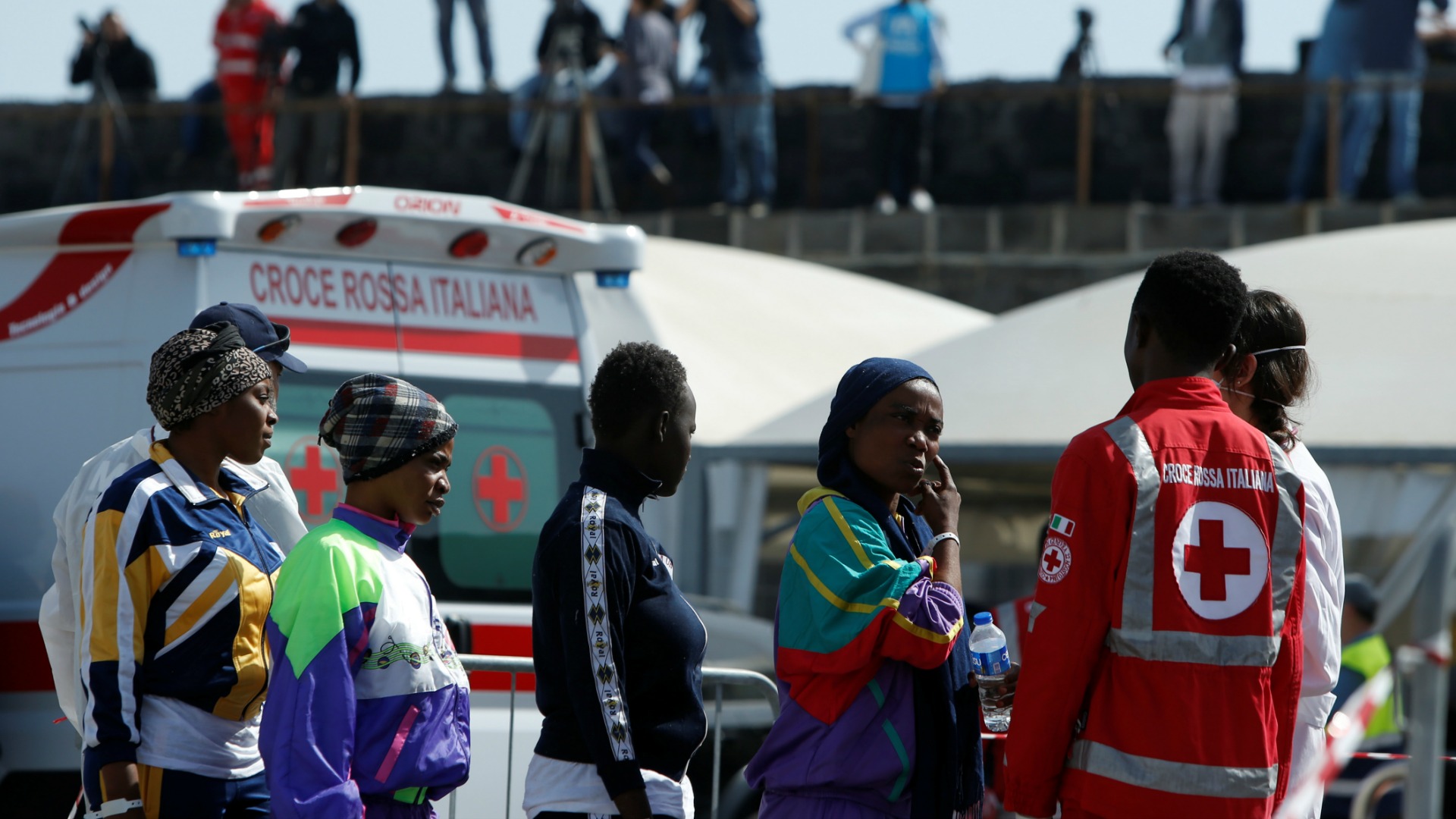 ACNUR y Cruz Roja exigen que se garantice el respeto a los derechos de los refugiados 2