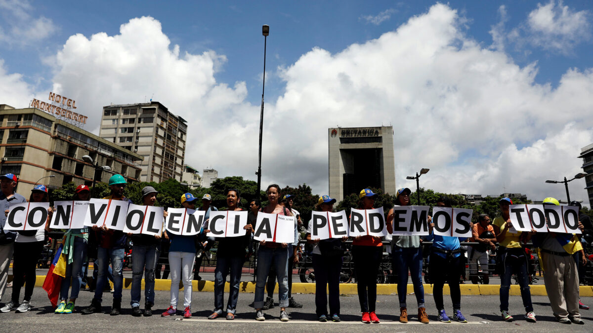 Asesinado un juez durante las protestas callejeras en Venezuela