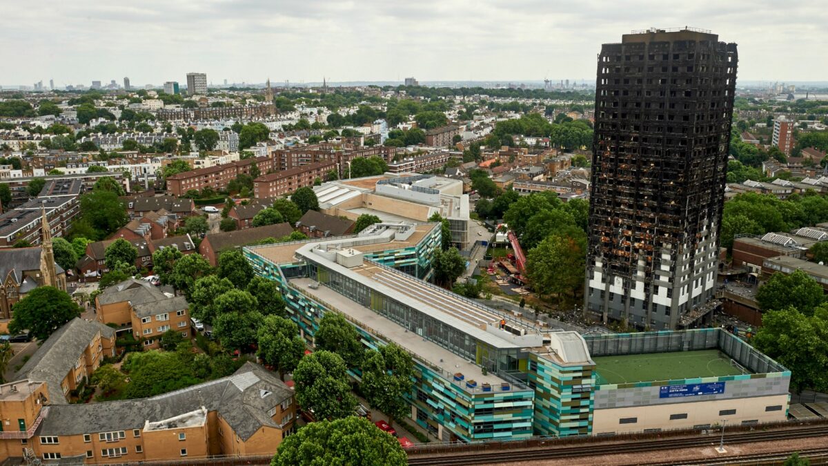 Las tuberías de gas de la torre Grenfell no tenían un revestimiento adecuado