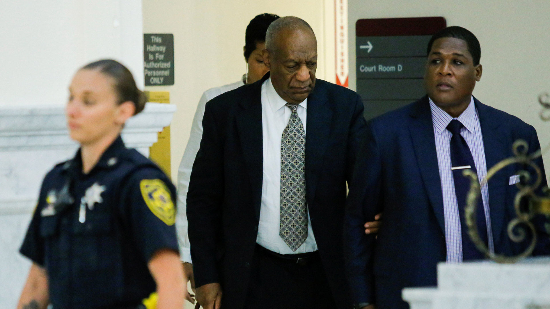 El jurado del juicio a Bill Cosby anuncia que se encuentra en un punto muerto