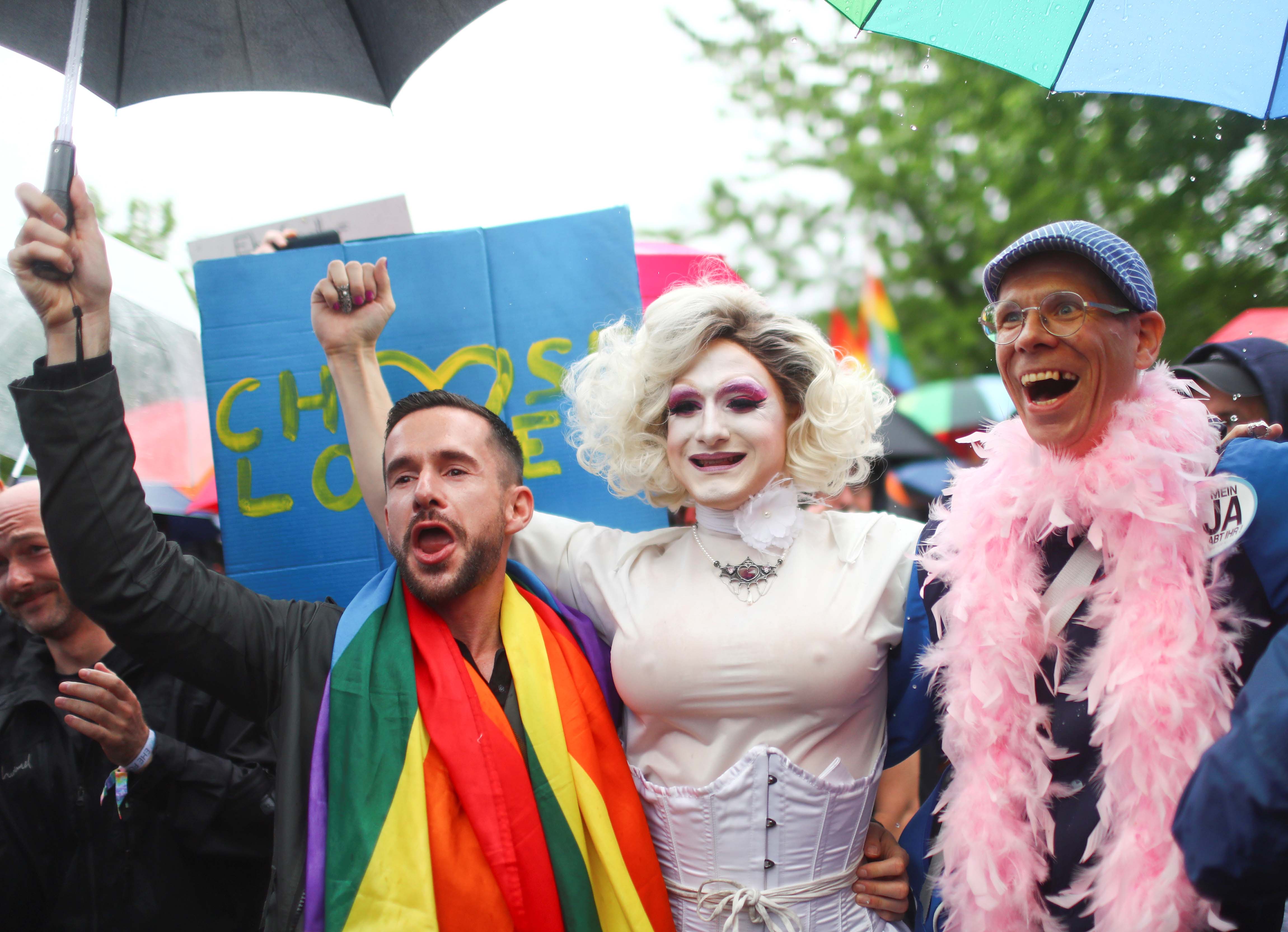 El Parlamento de Alemania aprueba el matrimonio homosexual 5