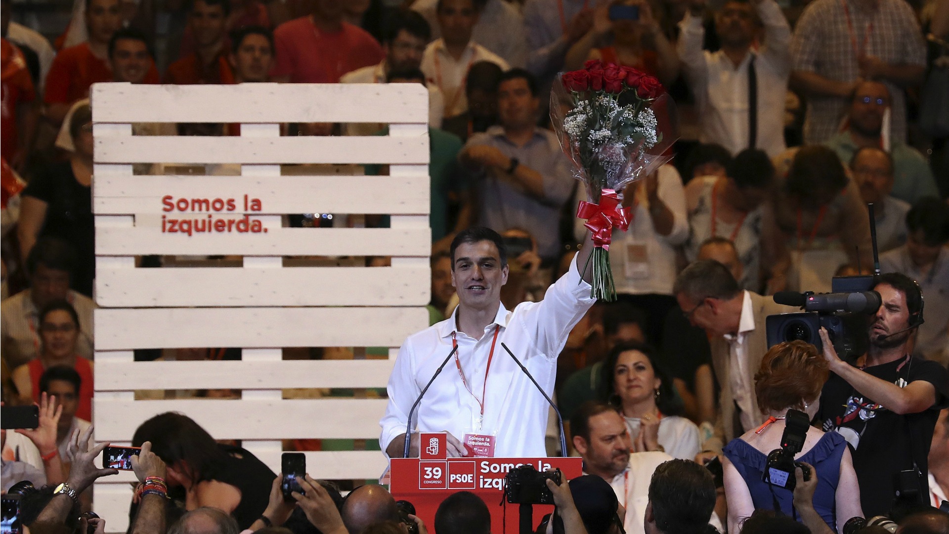El PSOE aprueba la Comisión Ejecutiva Federal de Sánchez con el 70% de los votos