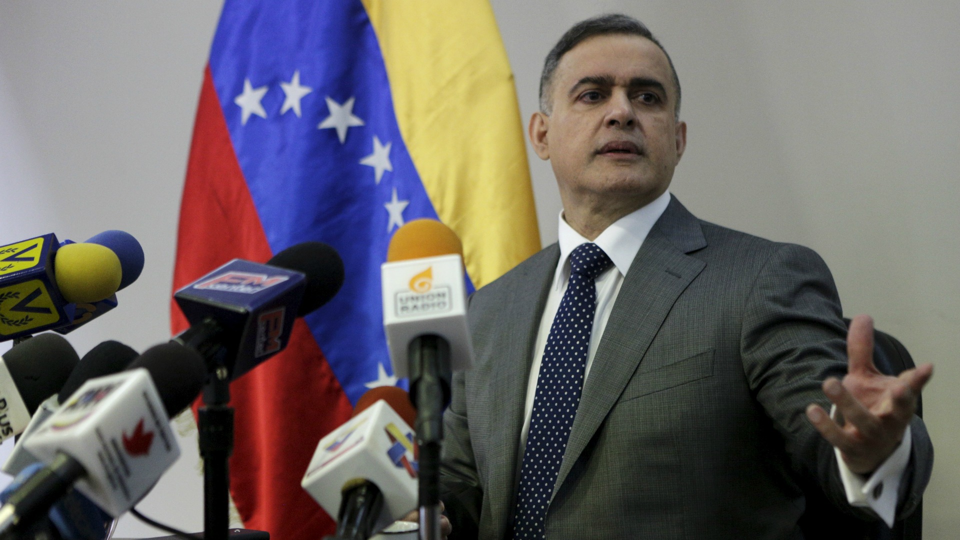 El Supremo venezolano otorga tareas de fiscal al defensor del pueblo