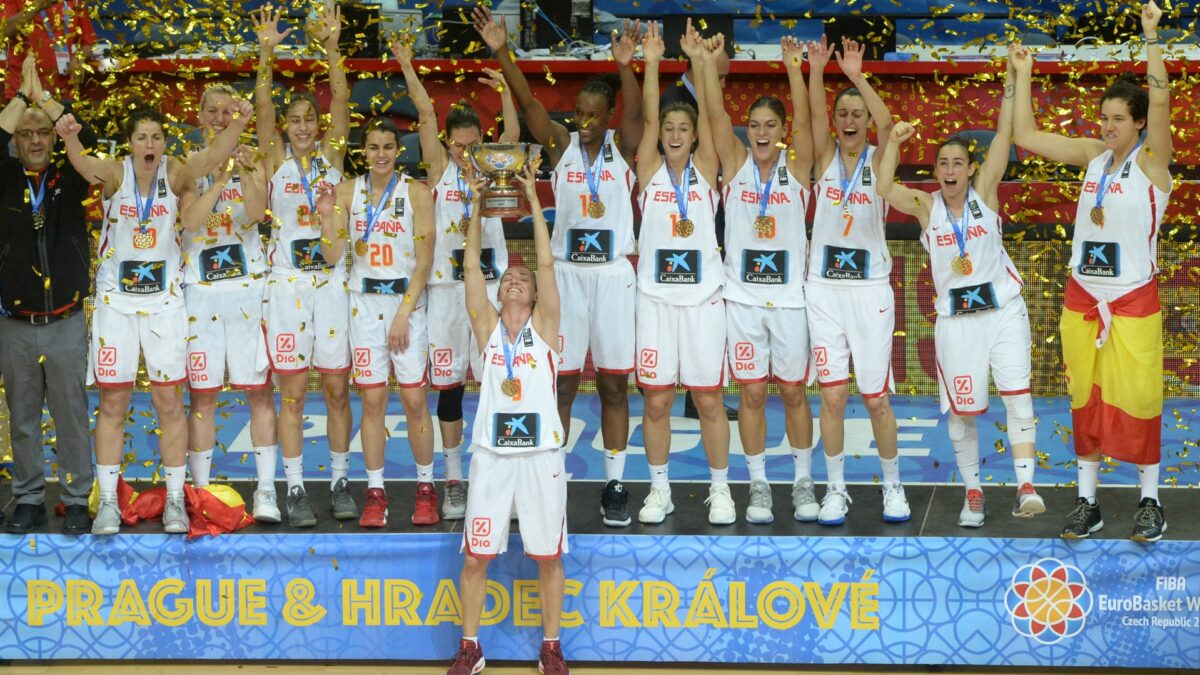 España logra su tercer título en el Eurobasket femenino