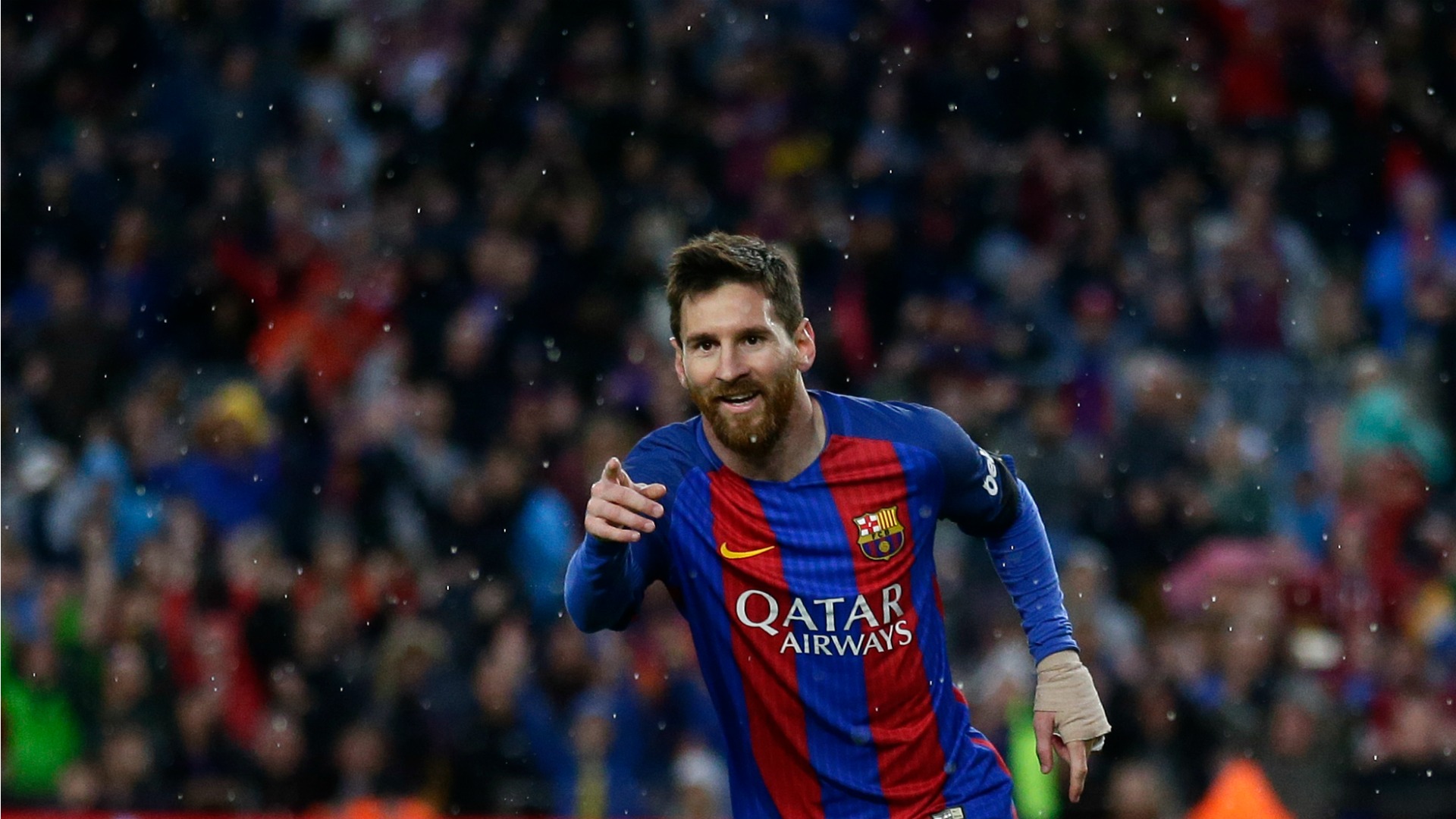 La Fiscalía acepta cambiar por una multa la condena a 21 meses de cárcel a Messi