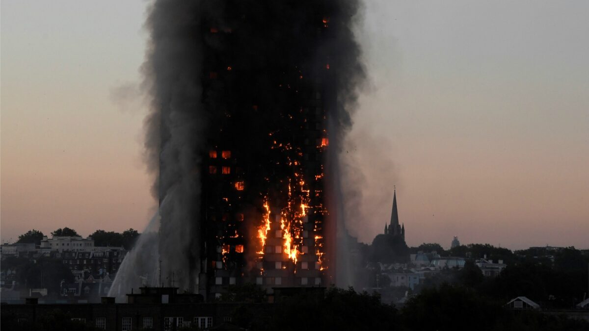 La Policía baraja posibles cargos de homicidio involuntario por el incendio de la torre Grenfell