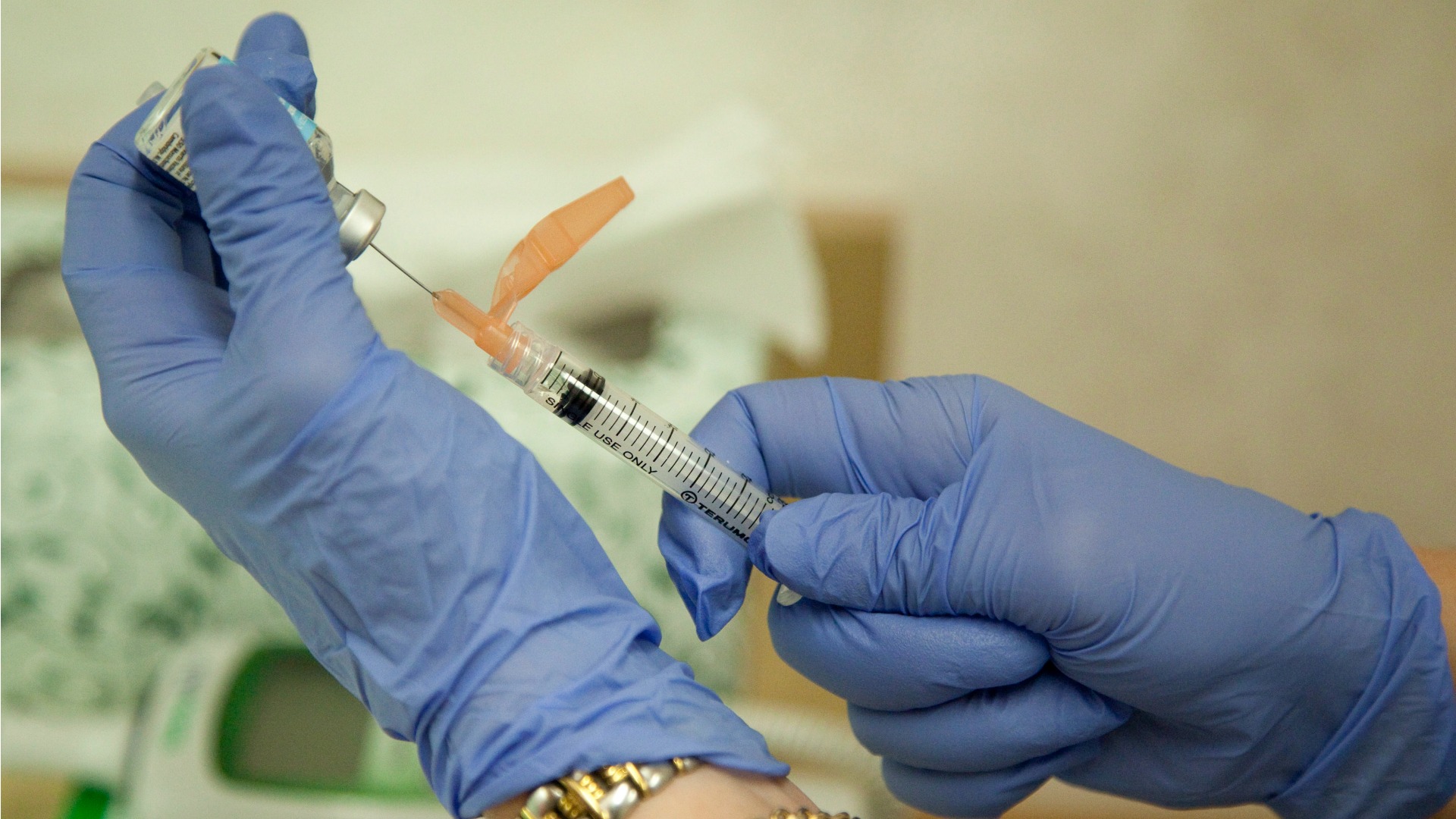 La primera vacuna contra el colesterol ya se prueba en humanos