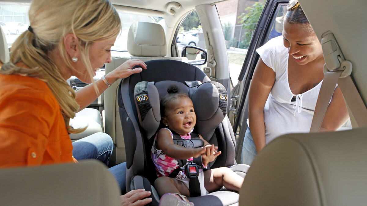 Los niños sufren más la contaminación del aire dentro del coche