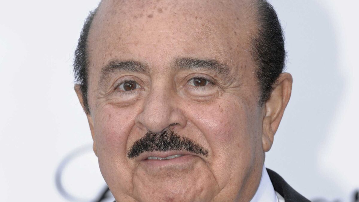 Muere Adnan Khashoggi, uno de los hombres más ricos del mundo