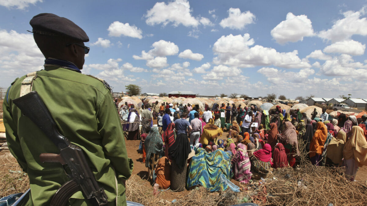 Mueren 14 personas en una pelea por alimentos en Somalia