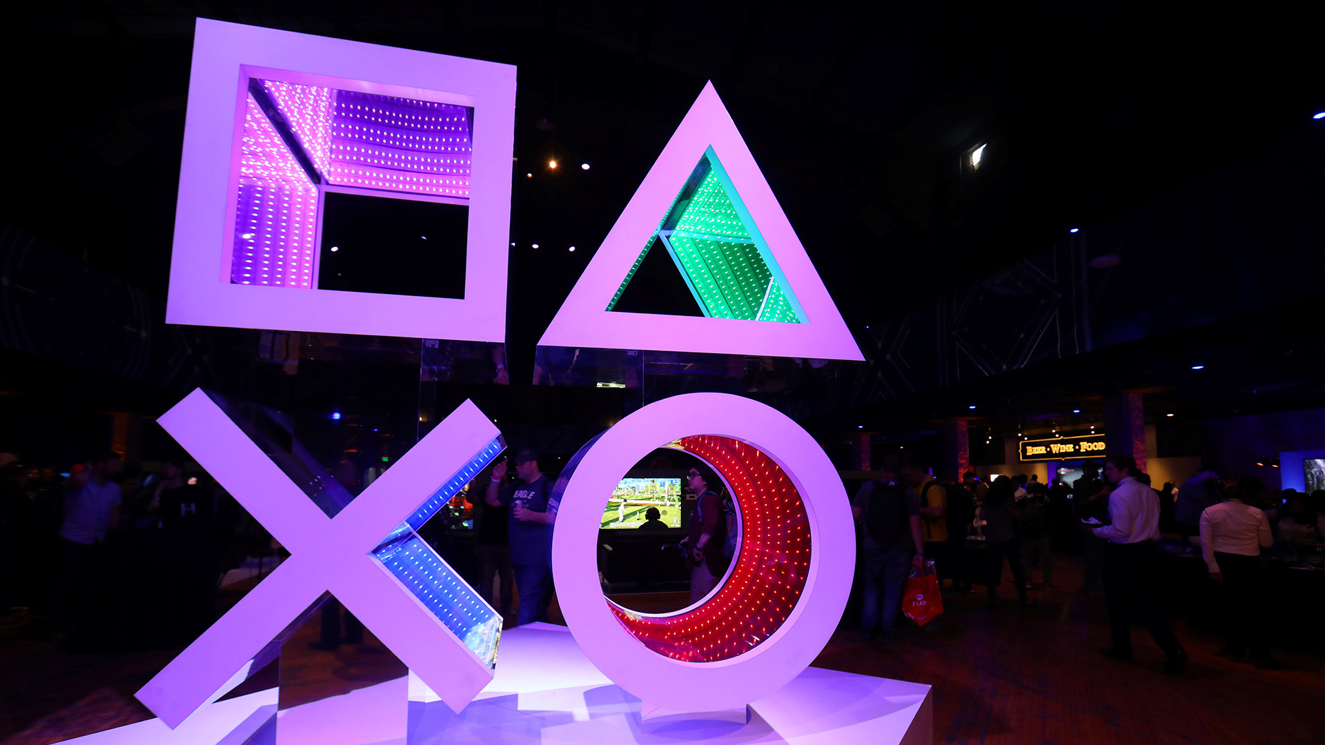 Playstation v.s. Xbox, la realidad virtual contra la calidad de imagen