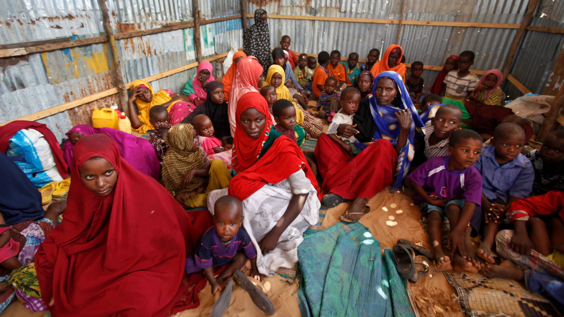Al-Shabaab prohíbe a los somalíes acceder a la ayuda humanitaria