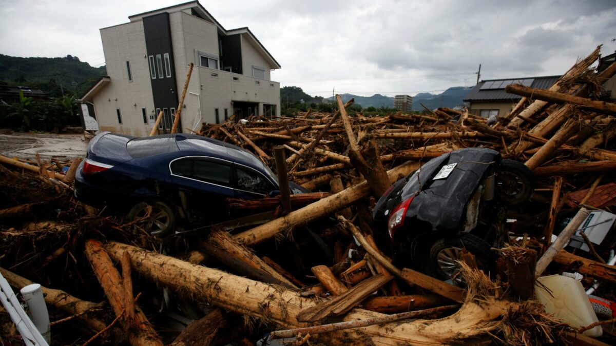 Aumentan a 15 los muertos por las inundaciones en Japón