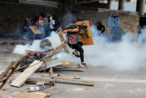 Continúa el paro general en Venezuela tras tres muertos en la primera jornada