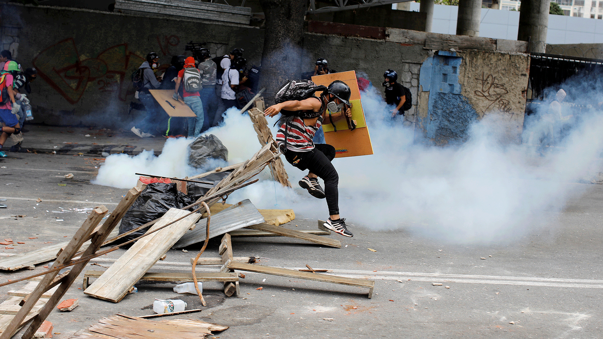 Continúa el paro general en Venezuela tras tres muertos en la primera jornada
