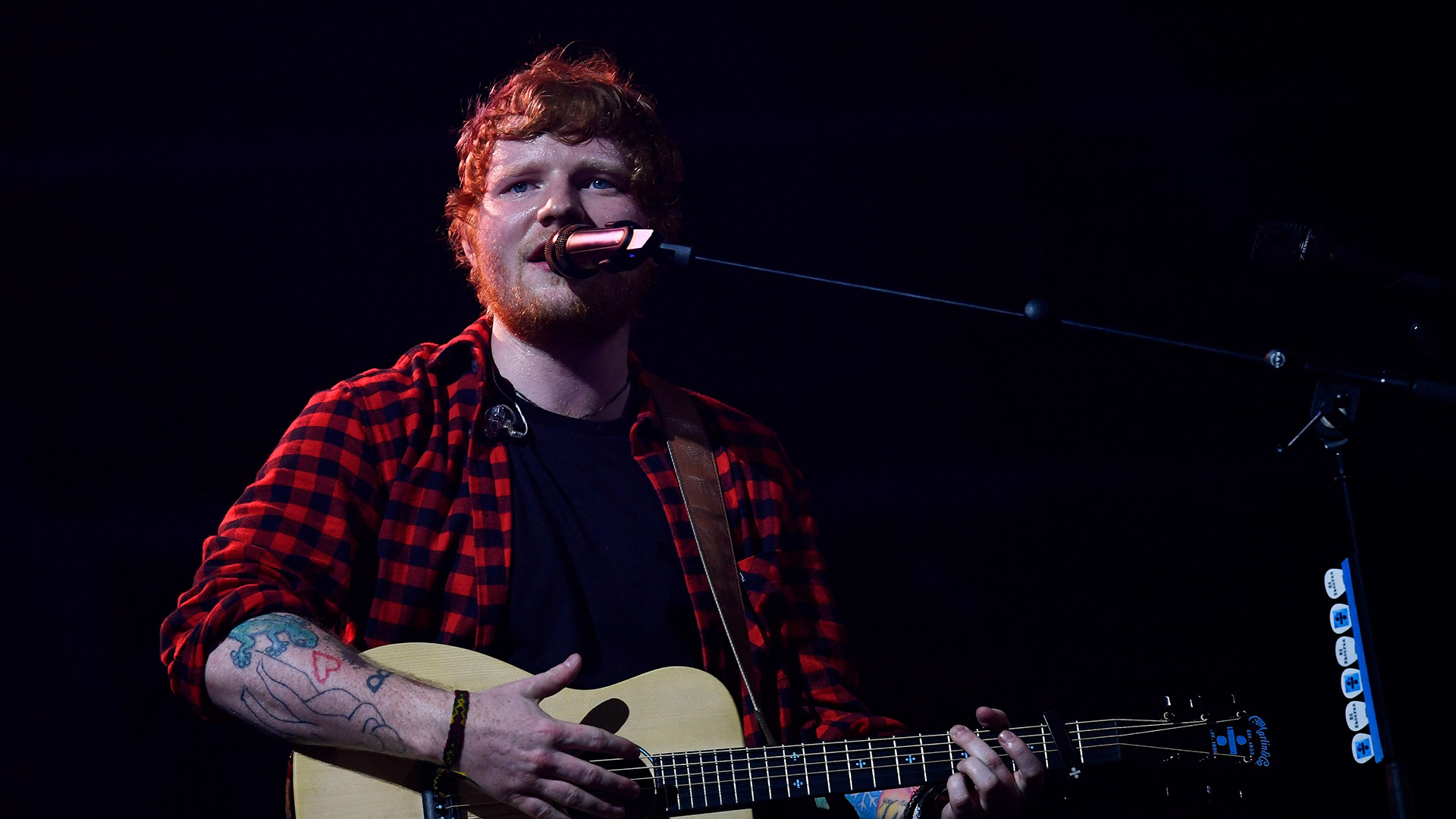 Ed Sheeran abandona Twitter por los 'trolls'