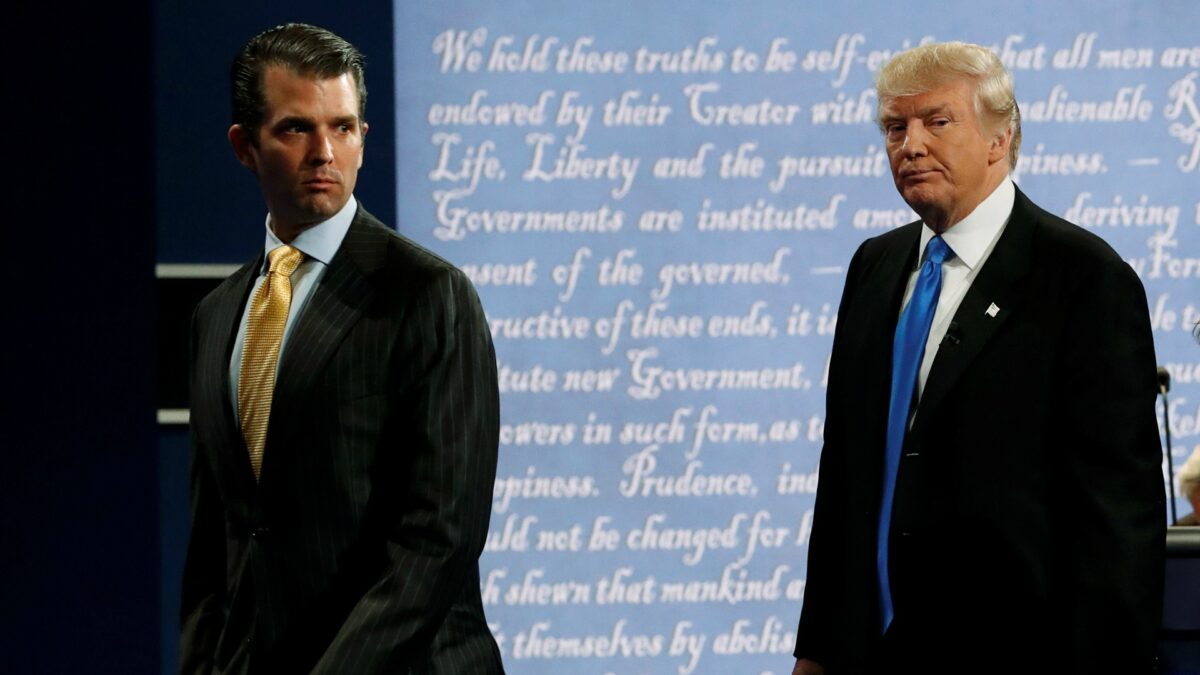 Trump Jr asegura que no habló con su padre de la reunión con una abogada rusa