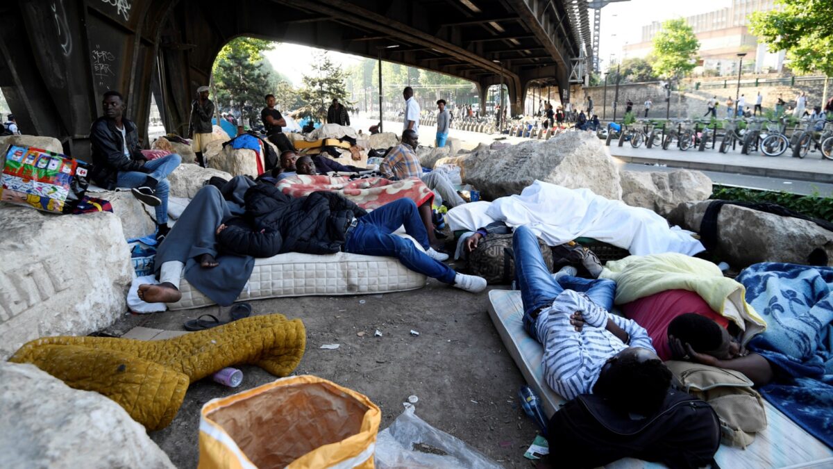 Francia creará 12.500 nuevas plazas de acogida para refugiados