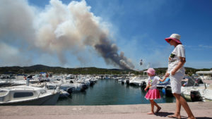Francia y Portugal piden ayuda a Europa para luchar contra los incendios forestales 2