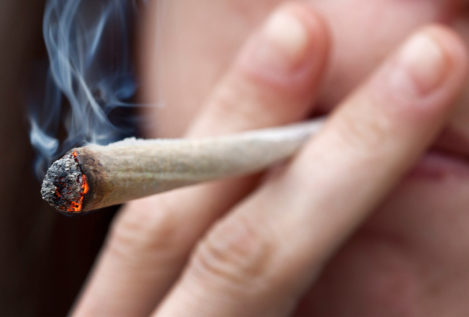 Grecia legaliza la marihuana para uso medicinal