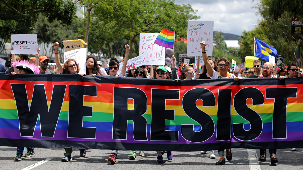 La red responde a la decisión de Trump de vetar a los trans del Ejército