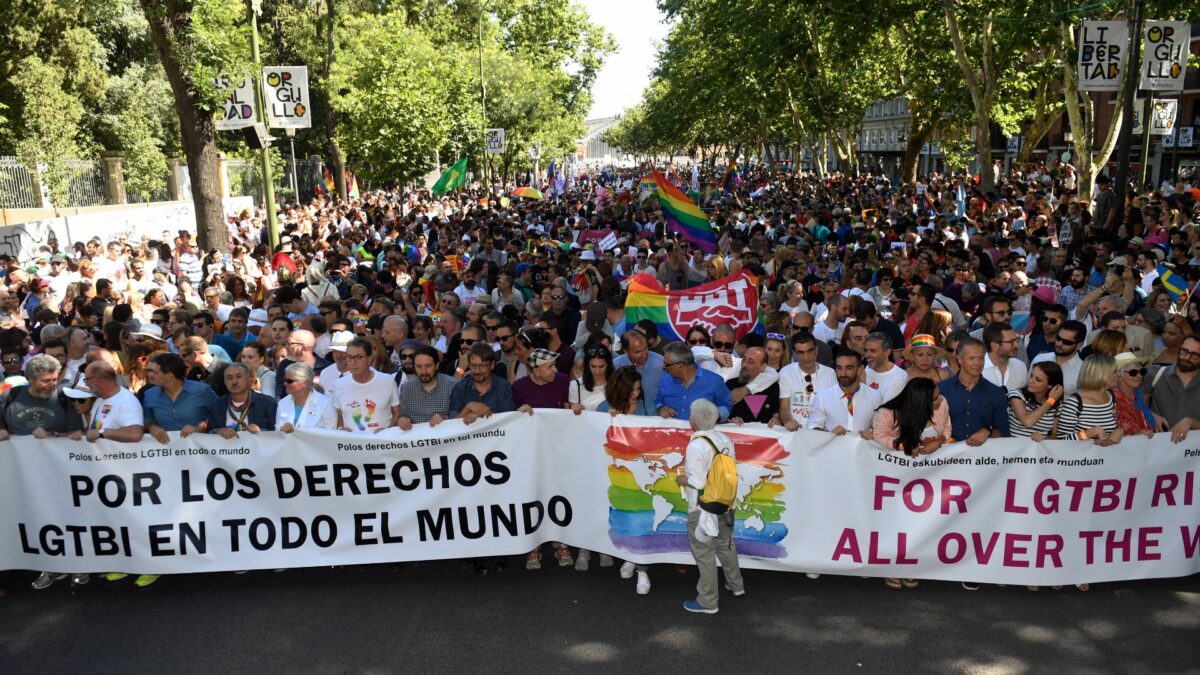 La WorldPride marcha por Madrid festiva y blindada