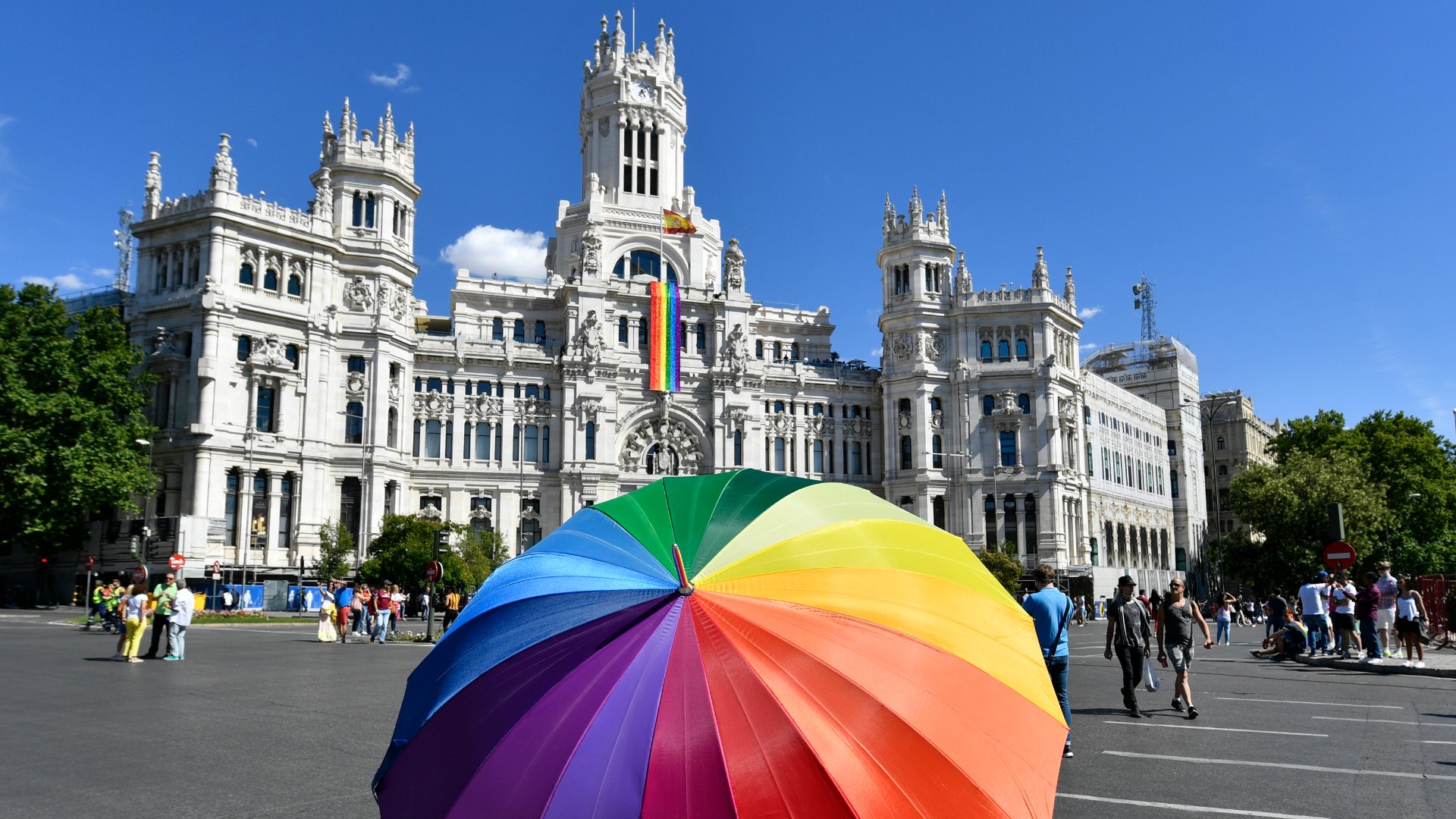 La WorldPride marcha por Madrid festiva y blindada