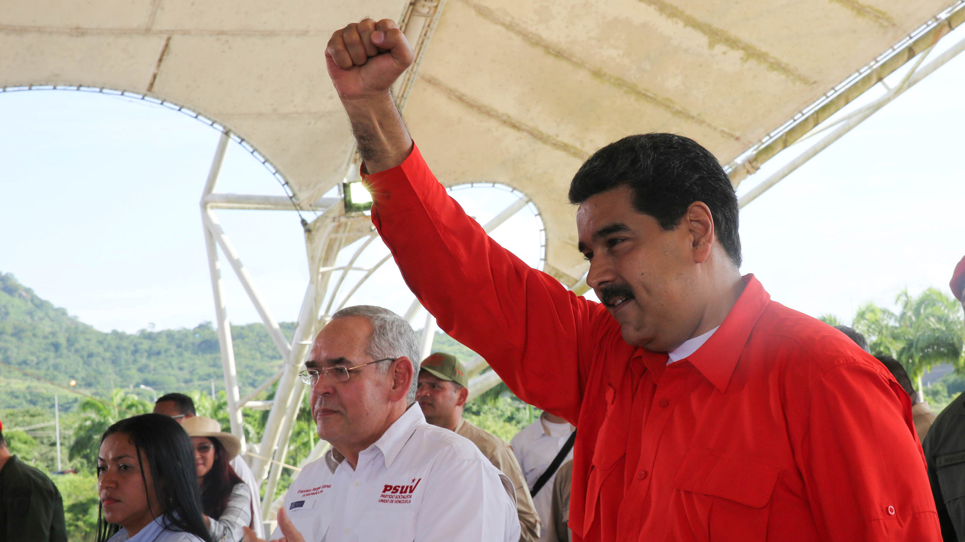 Maduro comienza su campaña por la Constituyente entre críticas y protestas