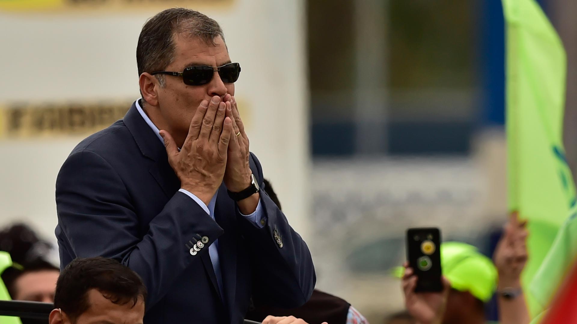 Rafael Correa deja “en paz” a Ecuador y se marcha a Bélgica