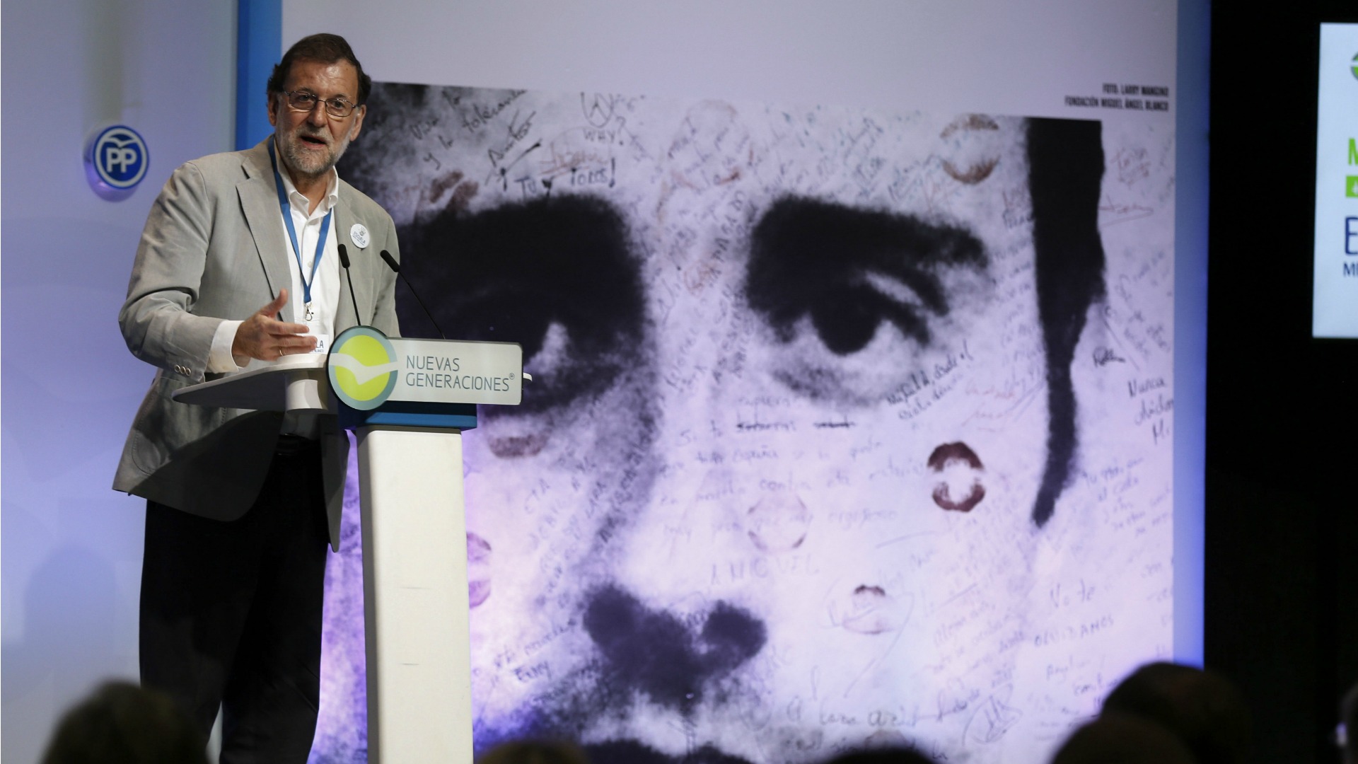 Rajoy anima a Puigdemont a seguir el ejemplo del País Vasco