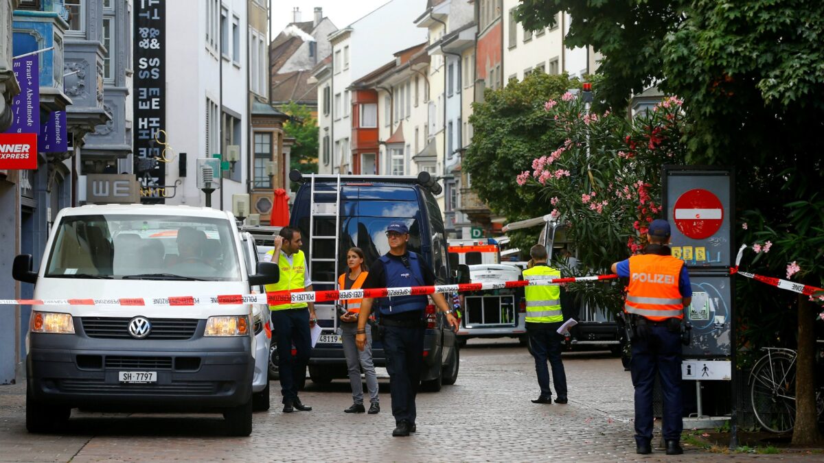 Al menos cinco heridos en un ataque con una motosierra en Suiza