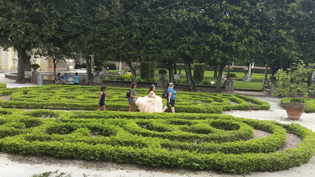 Vizcaya: un retazo de Europa en Miami con el que sueñan novias y quinceañeras 1