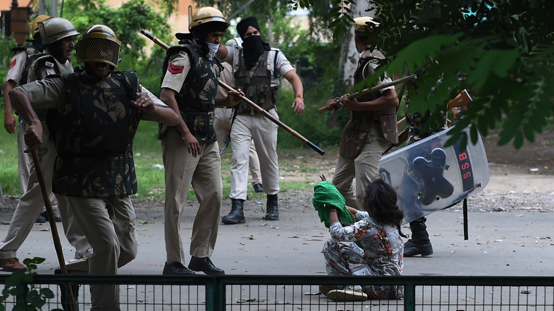 Al menos 38 muertos en disturbios tras una condena a un gurú indio por violación
