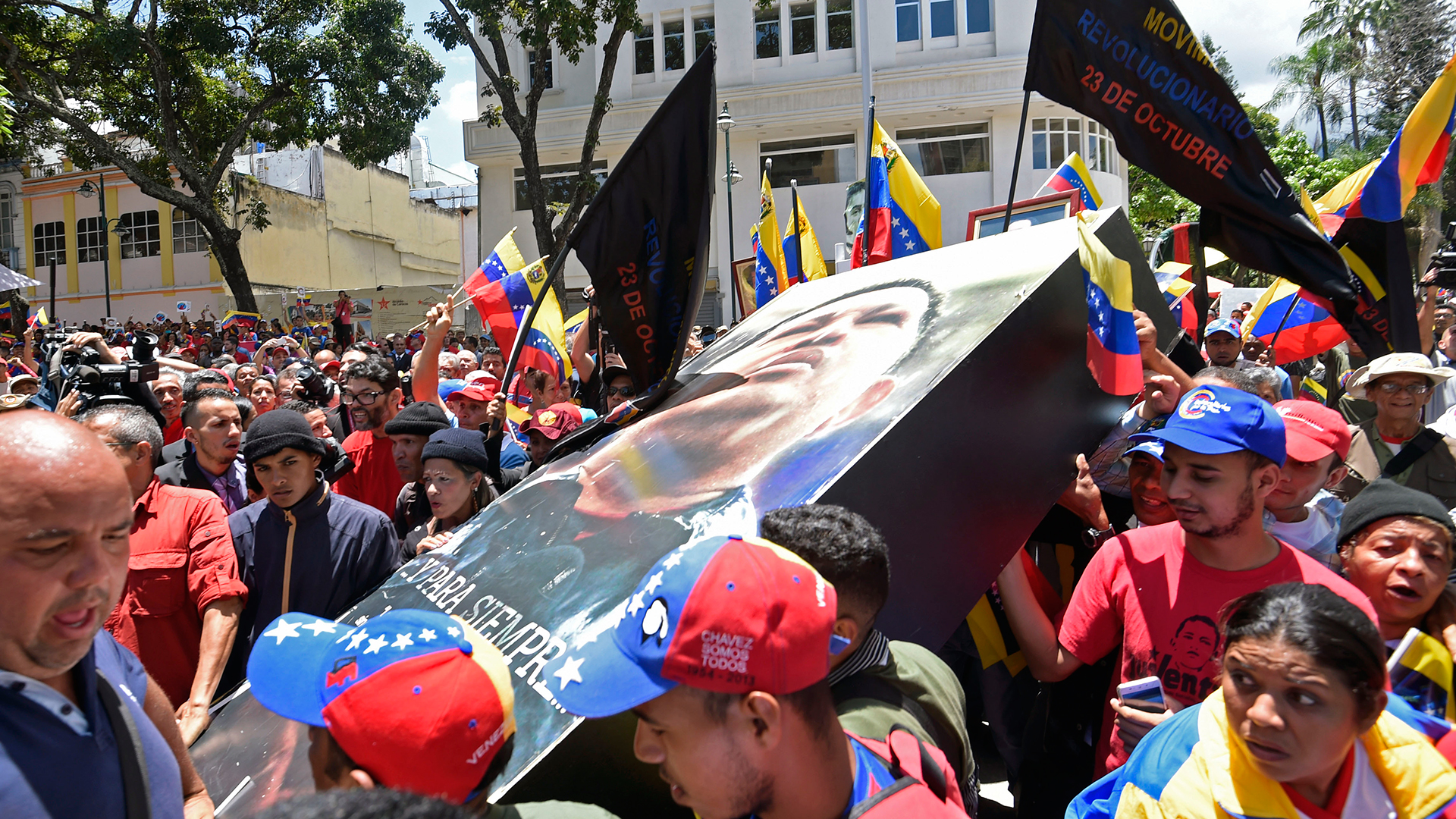 Venezuela instala la Constituyente de Maduro pese al rechazo internacional