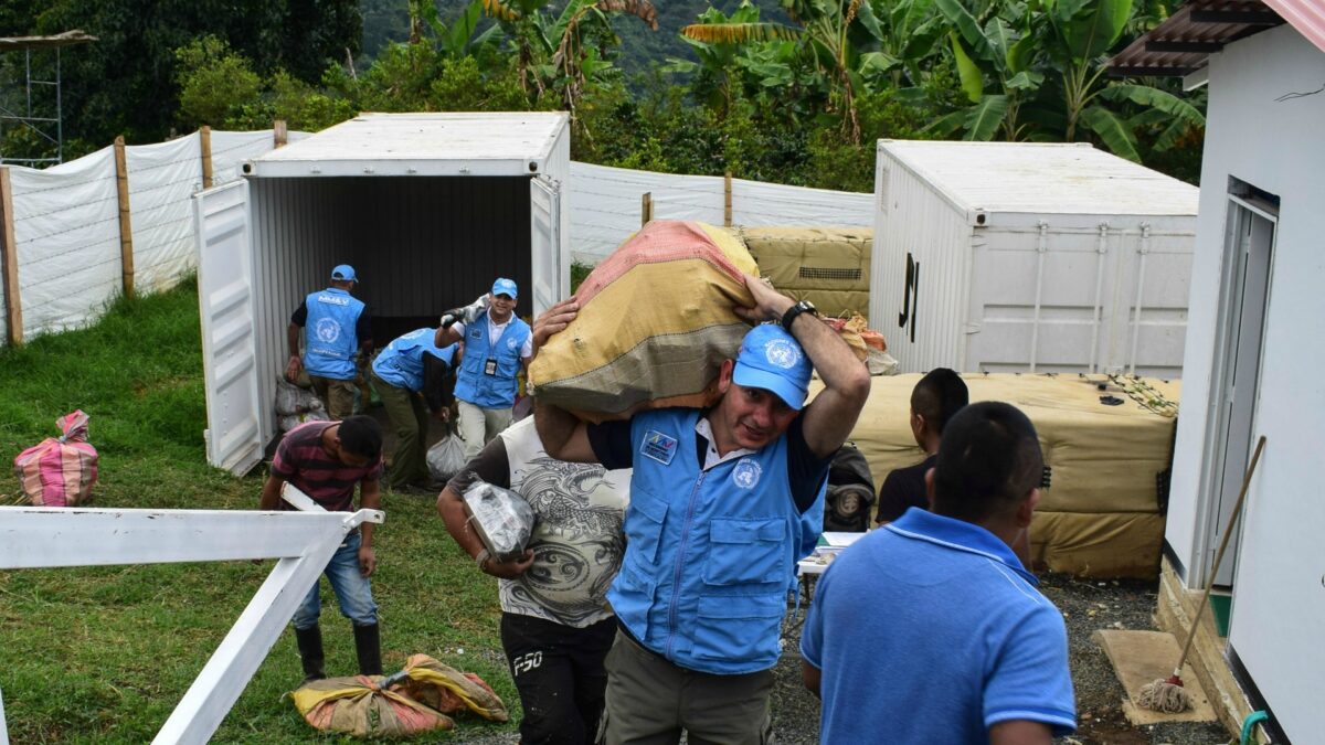 Al menos un policía herido por un ataque contra la ONU en Colombia