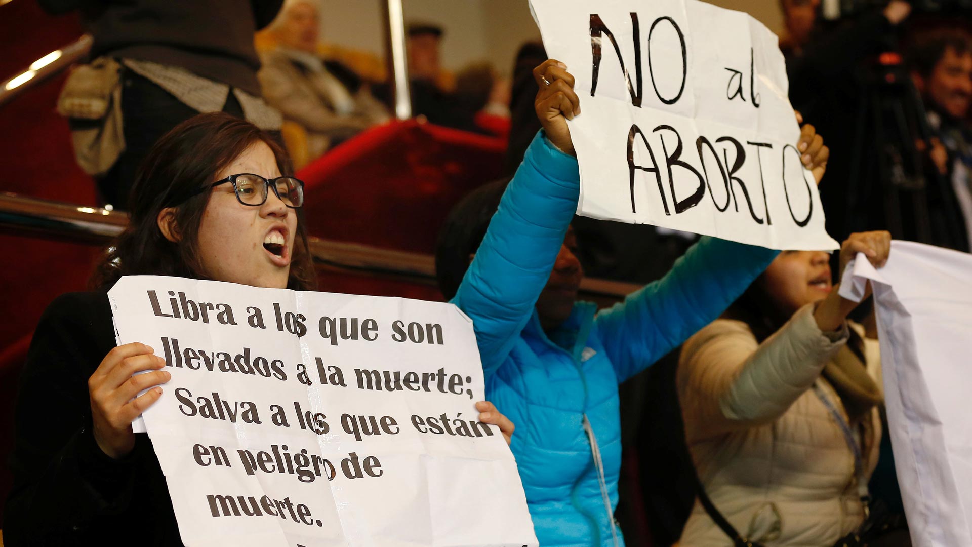 Chile aprueba un proyecto de ley que despenaliza el aborto