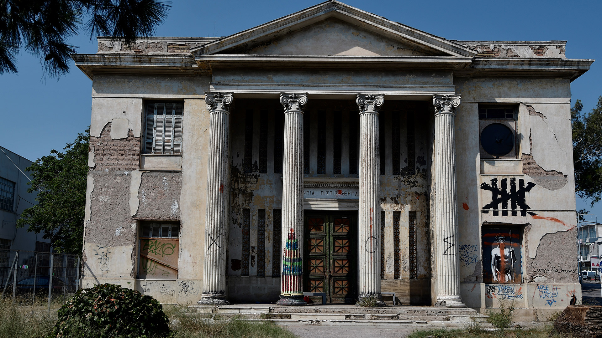 El patrimonio arquitectónico moderno de Atenas está en peligro